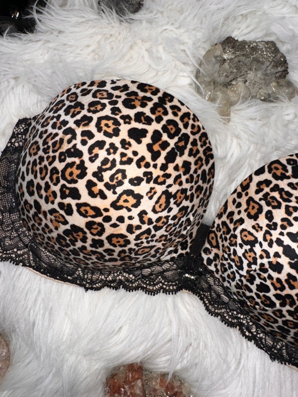 VS • 2013 Leopard Print & Lace Fabulous by Victorias Secret Strapless Bra